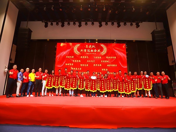 東晟密封-油壓機(jī)設(shè)備